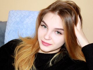 AnissiaDavis livesex camshow