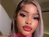 KandyBliss shows ass