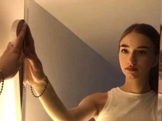 PansyGandara real naked